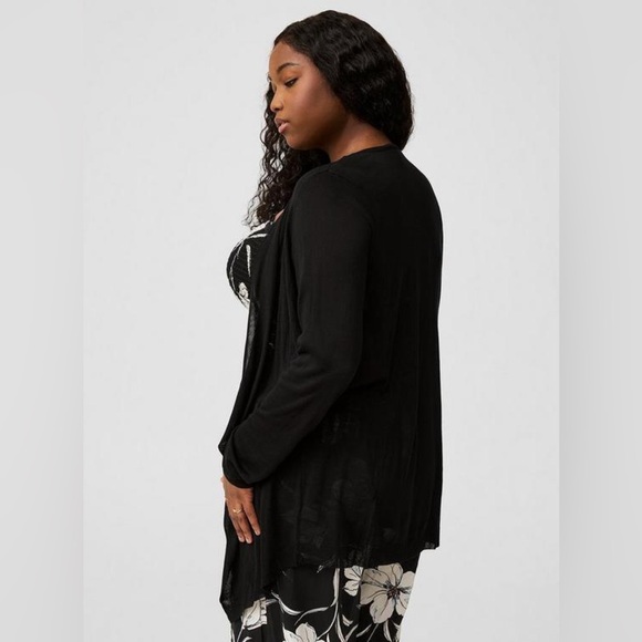 Like New! Torrid Tissue Weight Cardigan, Size 0 (L/12), Black - Picture 4 of 8